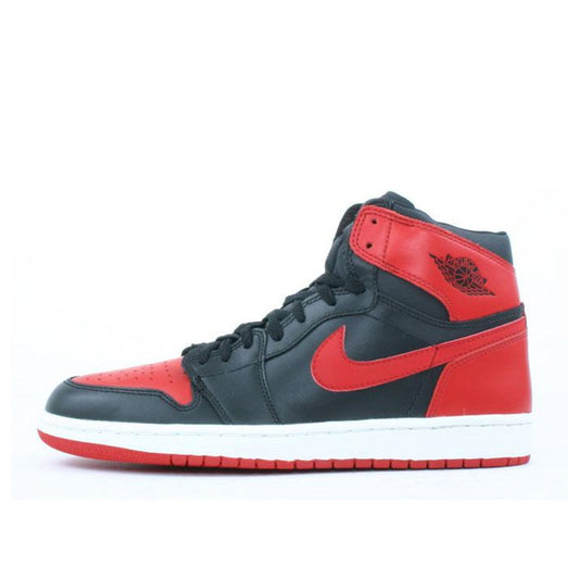 Air Jordan 1 Retro 'Bred' 2001  136066-061 Epochal Sneaker